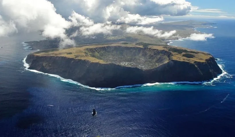 rapa nui easter island​