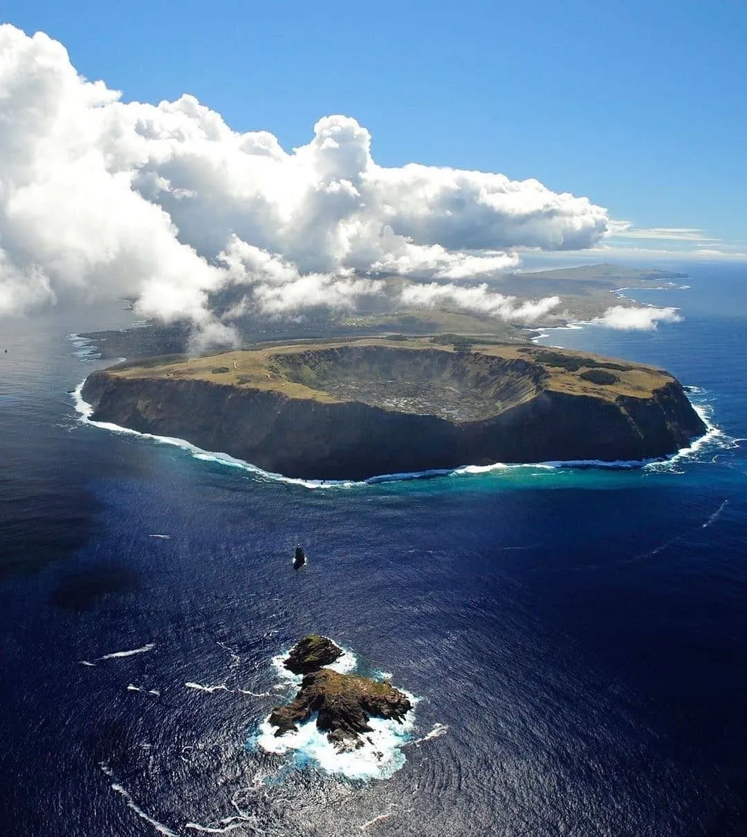 rapa nui easter island​